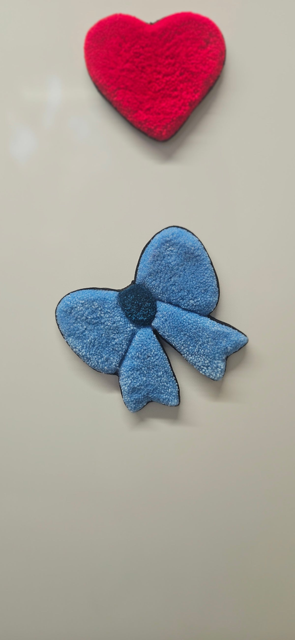 6 inch tufted mini’s